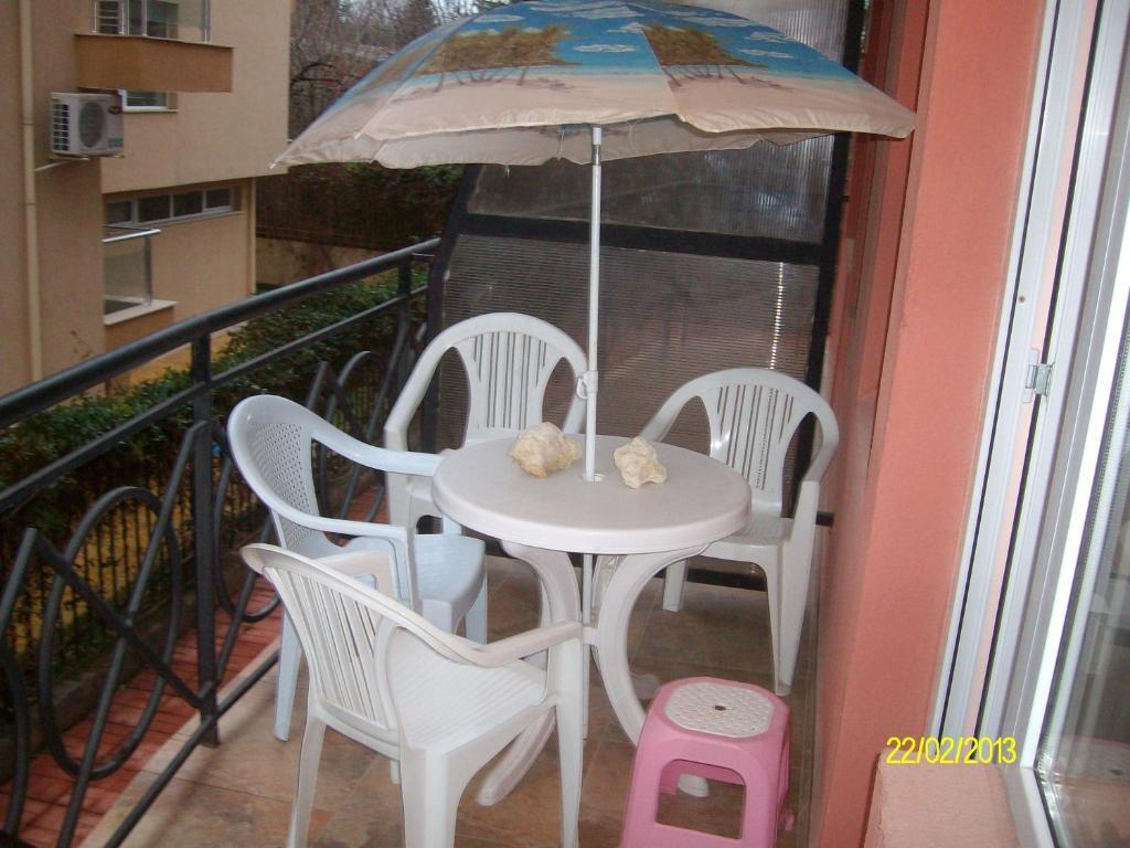Nelly Guest House Ράβντα Δωμάτιο φωτογραφία