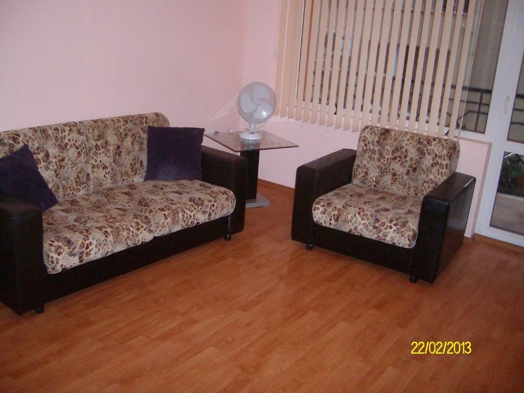 Nelly Guest House Ράβντα Δωμάτιο φωτογραφία