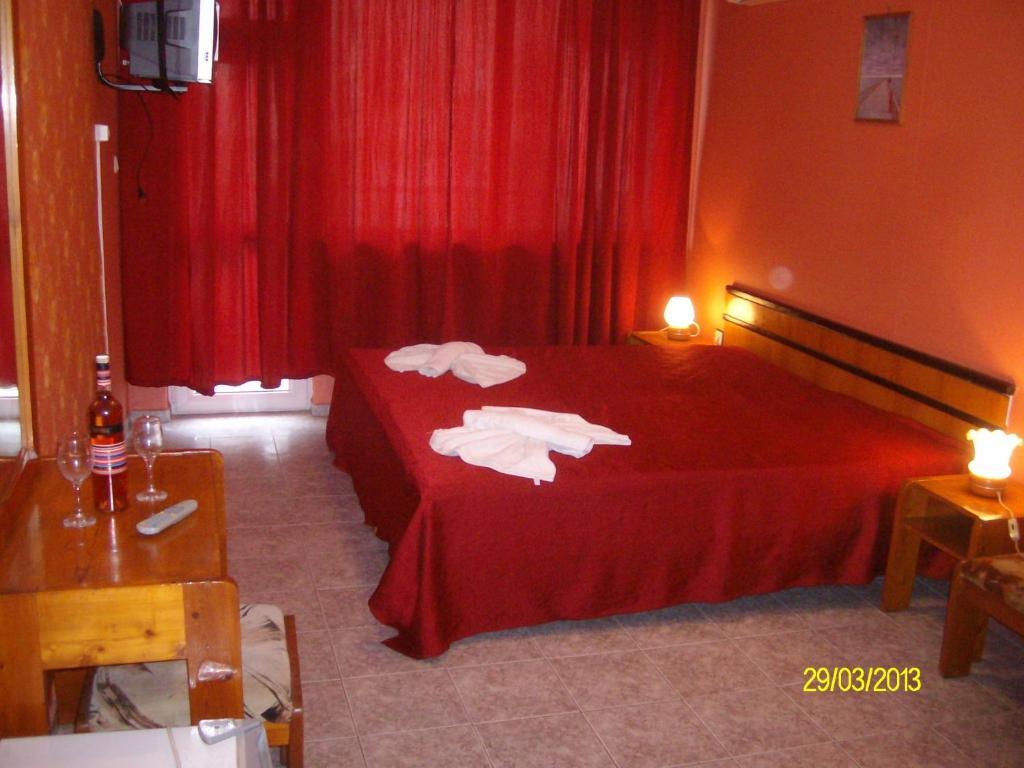 Nelly Guest House Ράβντα Δωμάτιο φωτογραφία